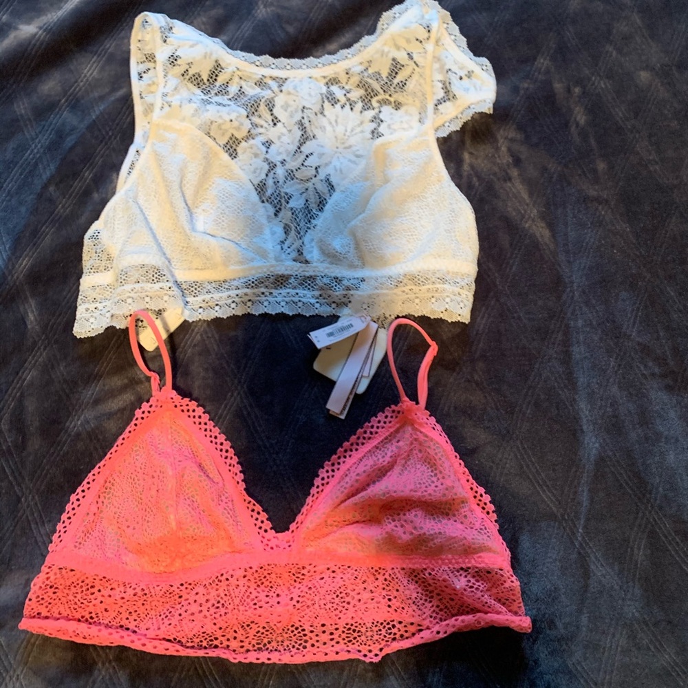 VS Bralettes size M
